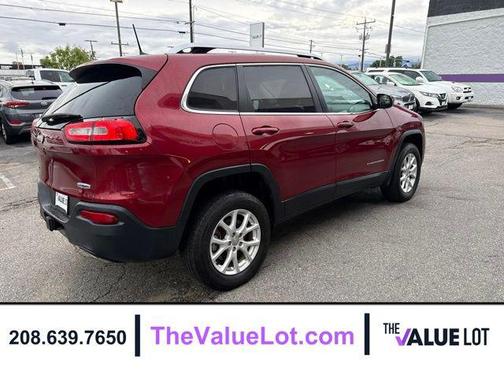 Deep Cherry Red Crystal Pearlcoat 2016 Jeep Cherokee Latitude