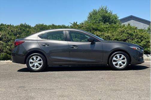 2018 Mazda Mazda3 Sport