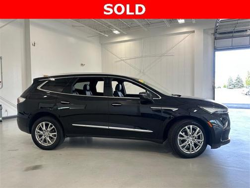 2023 Buick Enclave Essence AWD