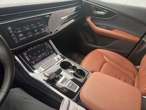 2023 Audi Q7 55 Premium Plus