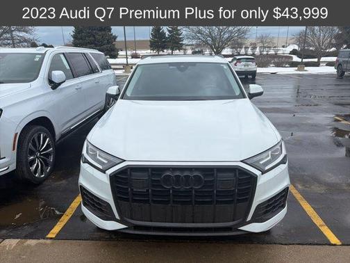 2023 Audi Q7 55 Premium Plus