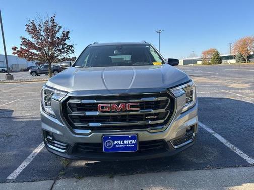 2024 GMC Terrain AWD AT4