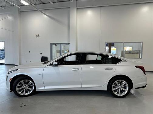 2022 Cadillac CT5 Premium Luxury