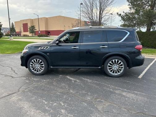 2015 INFINITI QX80 Base