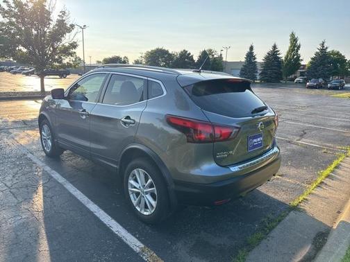2017 Nissan Rogue Sport SV