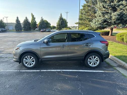 2017 Nissan Rogue Sport SV