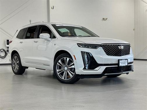 2025 Cadillac XT6 Premium Luxury AWD