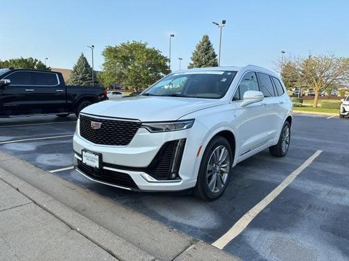 2025 Cadillac XT6 Premium Luxury AWD
