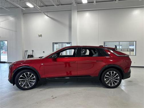 2024 Cadillac LYRIQ Sport