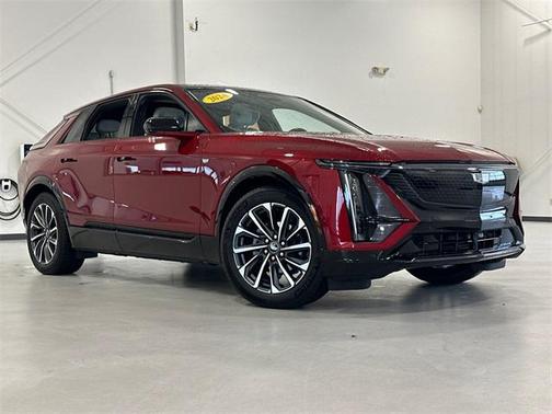 2024 Cadillac LYRIQ Sport