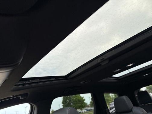 White Frost Tricoat 2024 Buick Enclave Premium AWD