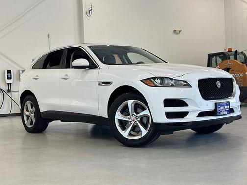 Fuji White 2019 Jaguar F-PACE 25t Premium