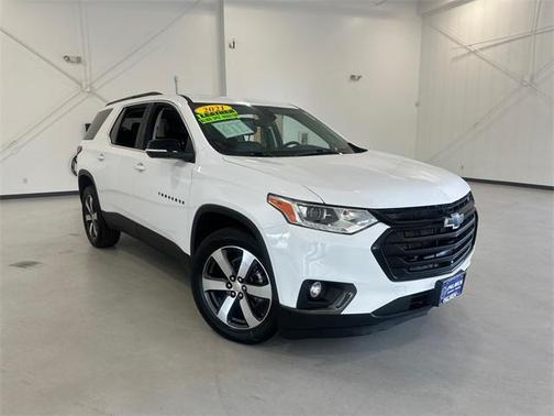 2021 Chevrolet Traverse LT Leather