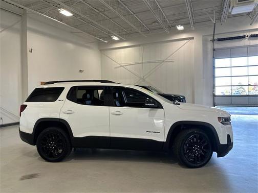2023 GMC Acadia AWD SLT