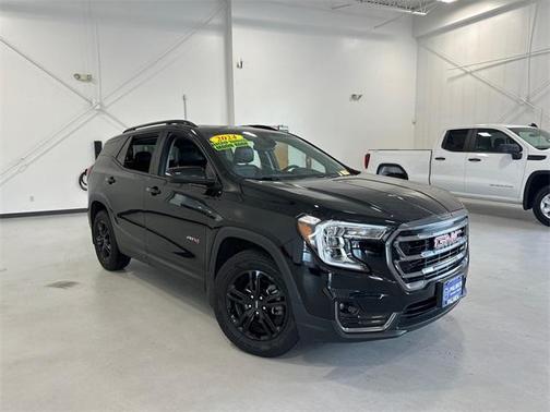 2024 GMC Terrain AWD AT4