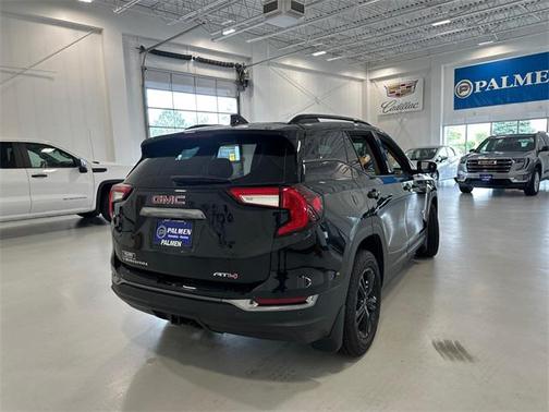 2024 GMC Terrain AWD AT4