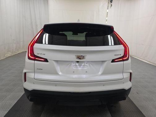 2024 Cadillac XT4 Luxury