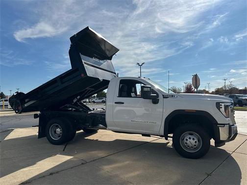 2025 GMC Sierra 3500 Base