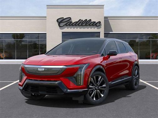 2025 Cadillac OPTIQ Luxury 2 AWD