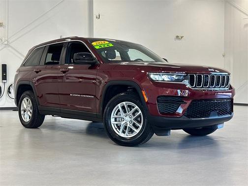 2024 Jeep Grand Cherokee Laredo
