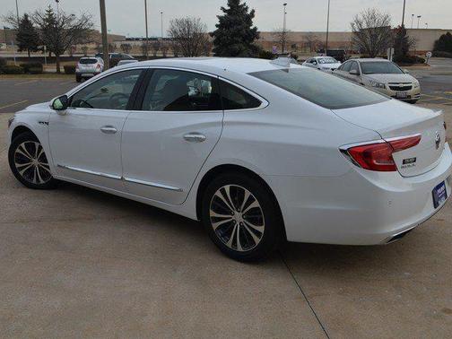 2018 Buick LaCrosse Essence