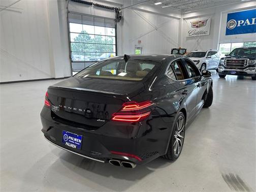 2022 Genesis G70 2.0T AWD