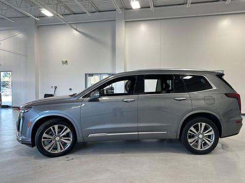 2022 Cadillac XT6 Premium Luxury AWD