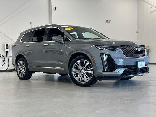 2022 Cadillac XT6 Premium Luxury AWD