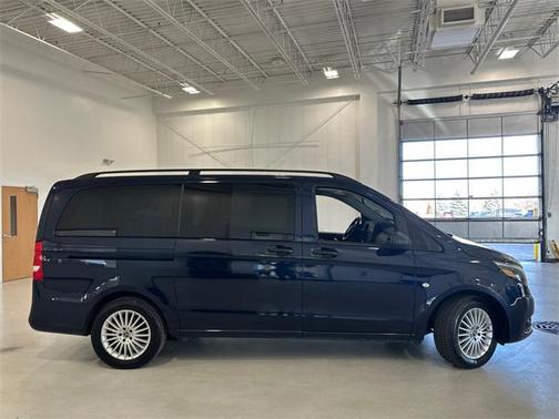 2019 Mercedes-Benz Metris Base