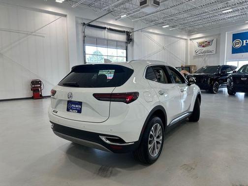 Summit White 2022 Buick Envision FWD Preferred