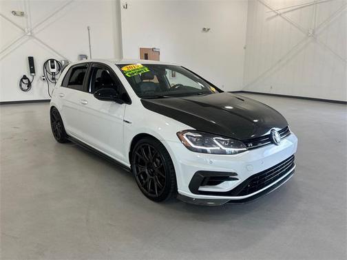 2019 Volkswagen Golf R 2.0T DSG