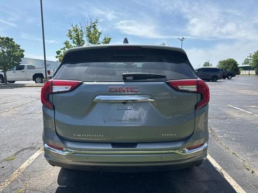 2023 GMC Terrain Denali