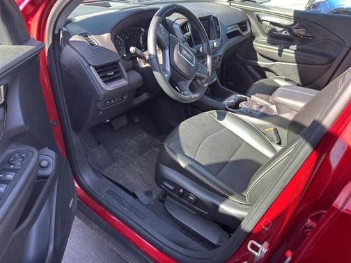 2023 GMC Terrain AWD AT4