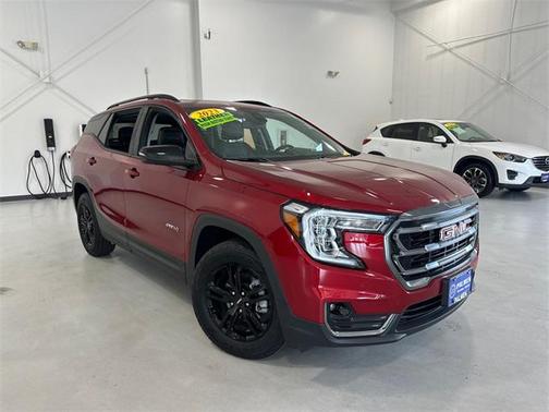 2023 GMC Terrain AWD AT4