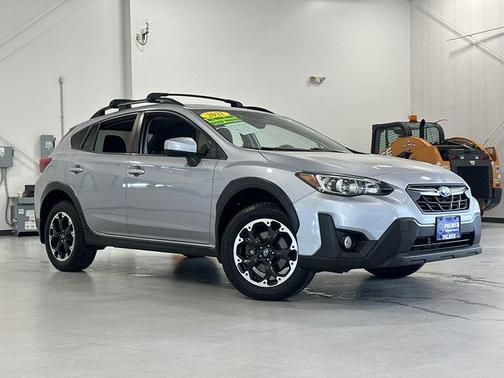 Ice Silver Metallic 2021 Subaru Crosstrek Premium