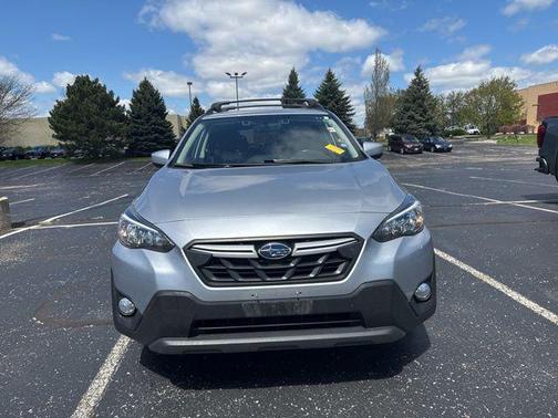 Ice Silver Metallic 2021 Subaru Crosstrek Premium