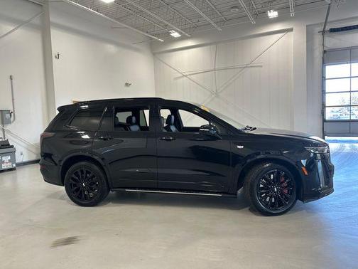 2024 Cadillac XT6 Sport AWD