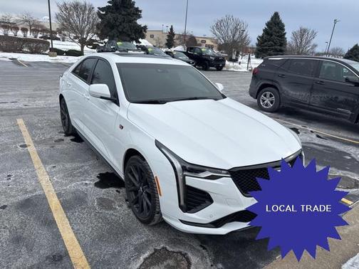 2022 Cadillac CT4 Sport