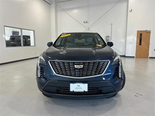 2022 Cadillac XT4 Luxury