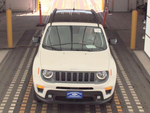 Alpine White Clearcoat 2022 Jeep Renegade Limited