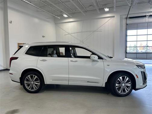 2024 Cadillac XT6 Premium Luxury AWD