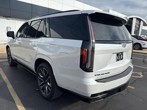 2023 Cadillac Escalade Sport