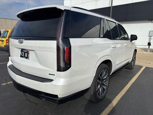 2023 Cadillac Escalade Sport