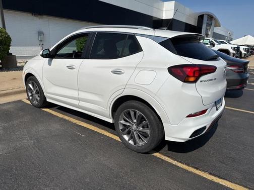 2022 Buick Encore GX Select