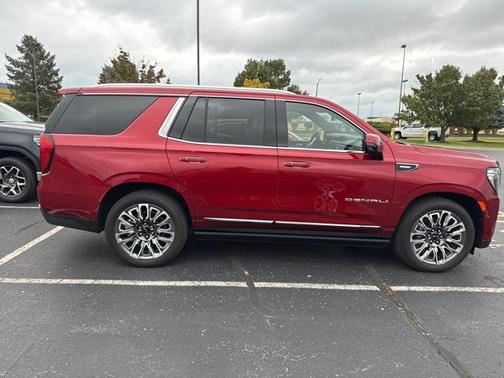 2024 GMC Yukon Denali Ultimate