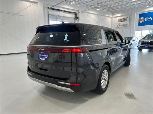 2022 Kia Carnival LXS