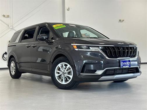 2022 Kia Carnival LXS
