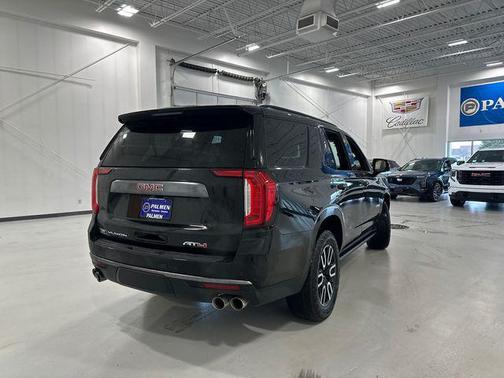 Onyx Black 2023 GMC Yukon AT4
