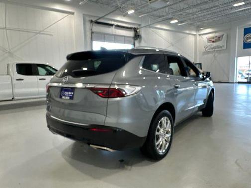 2023 Buick Enclave Essence AWD