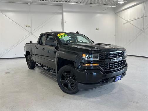 2018 Chevrolet Silverado 1500 Custom